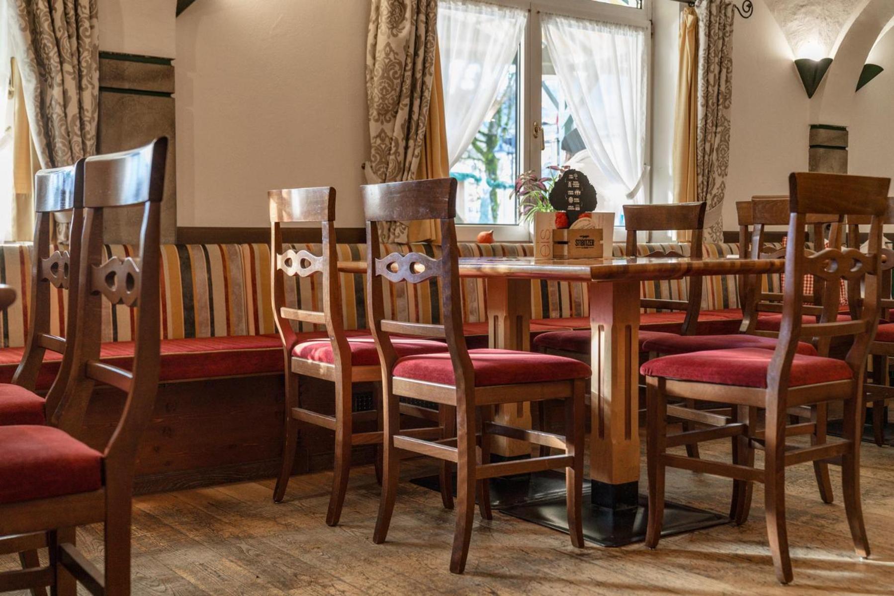 Hotel Restaurant Lebzelter Altenmarkt im Pongau Dış mekan fotoğraf
